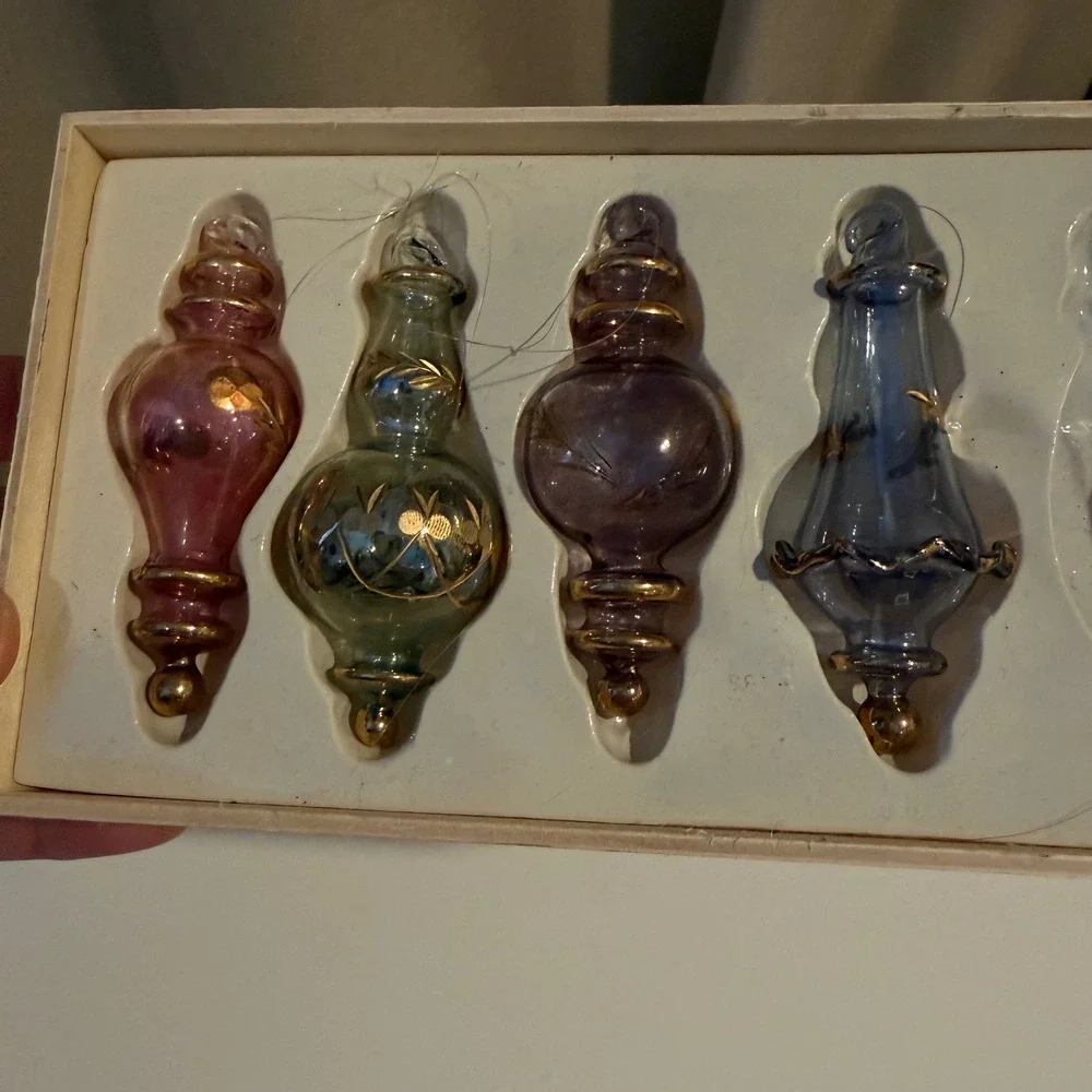 Vintage Hand Blown Glass Christmas Ornaments Gold Gilt‎ Finial Set of 4